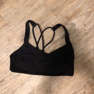 Black Lululemon free to be 4